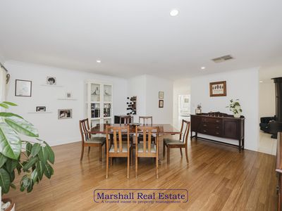 28 Newgain Cres, Carramar