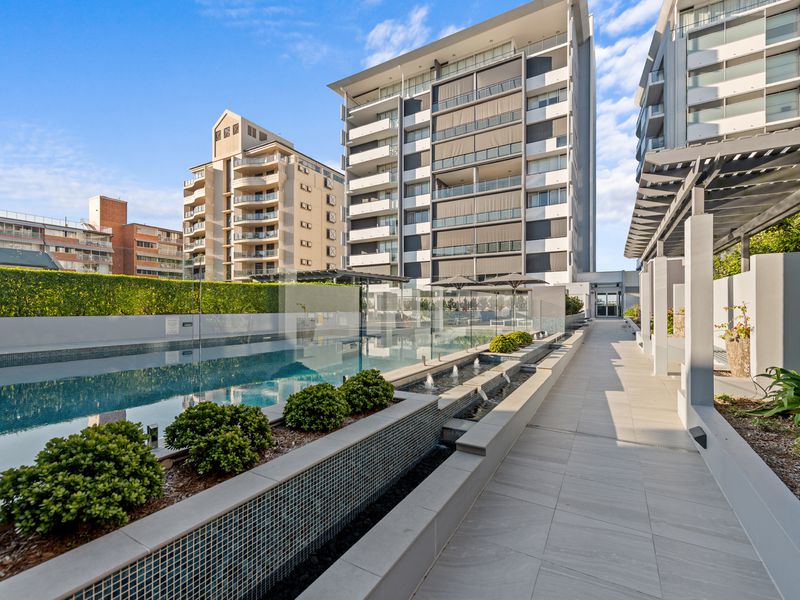 Shafston Towers & Mon Reve