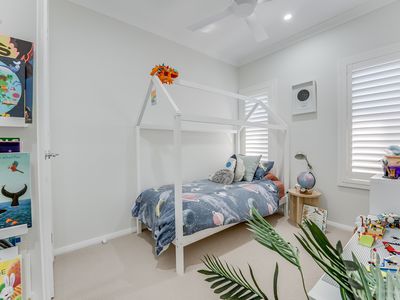 18 Galah Way, Spring Farm