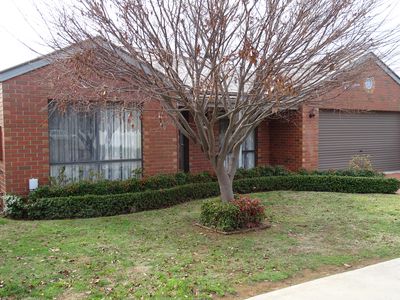 2 / 1-3 Racecourse Road, Nagambie