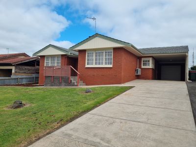 6 Hutchesson Street, Millicent
