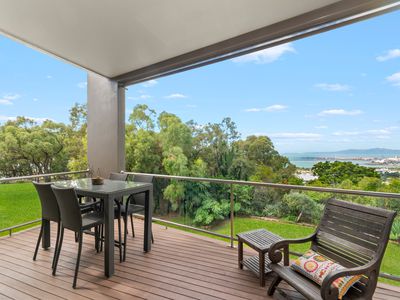 1 Stirling Drive, Castle Hill