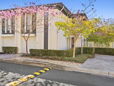 61 / 18 Archipelago Street, Pacific Pines