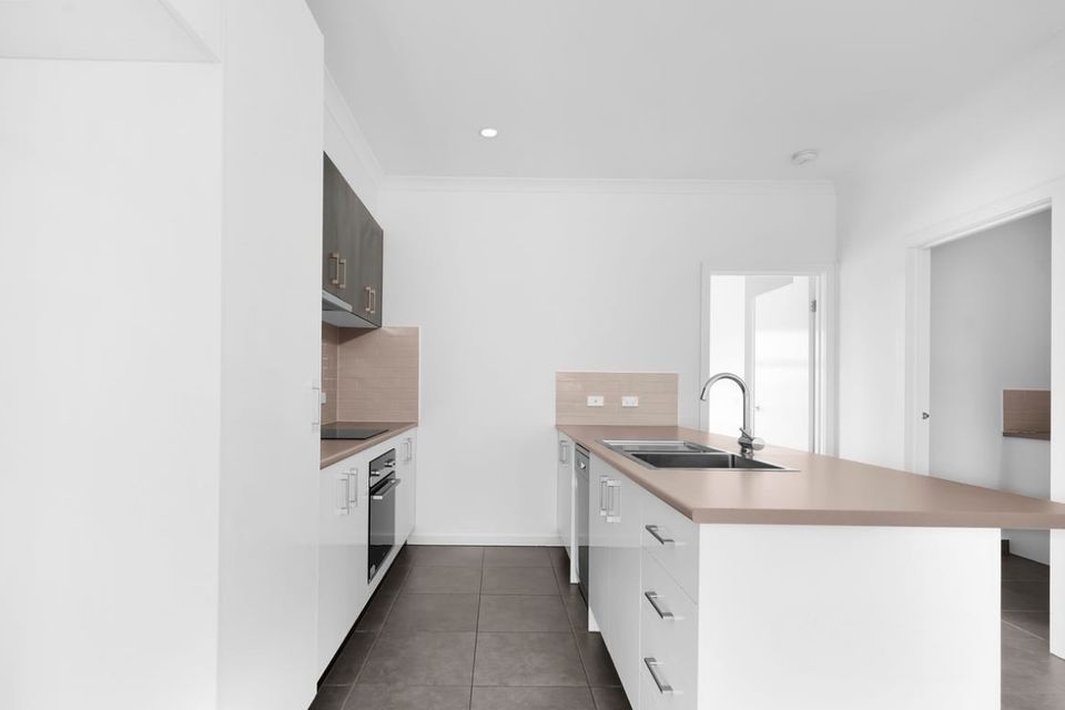 496E Armstrong Road, Werribee