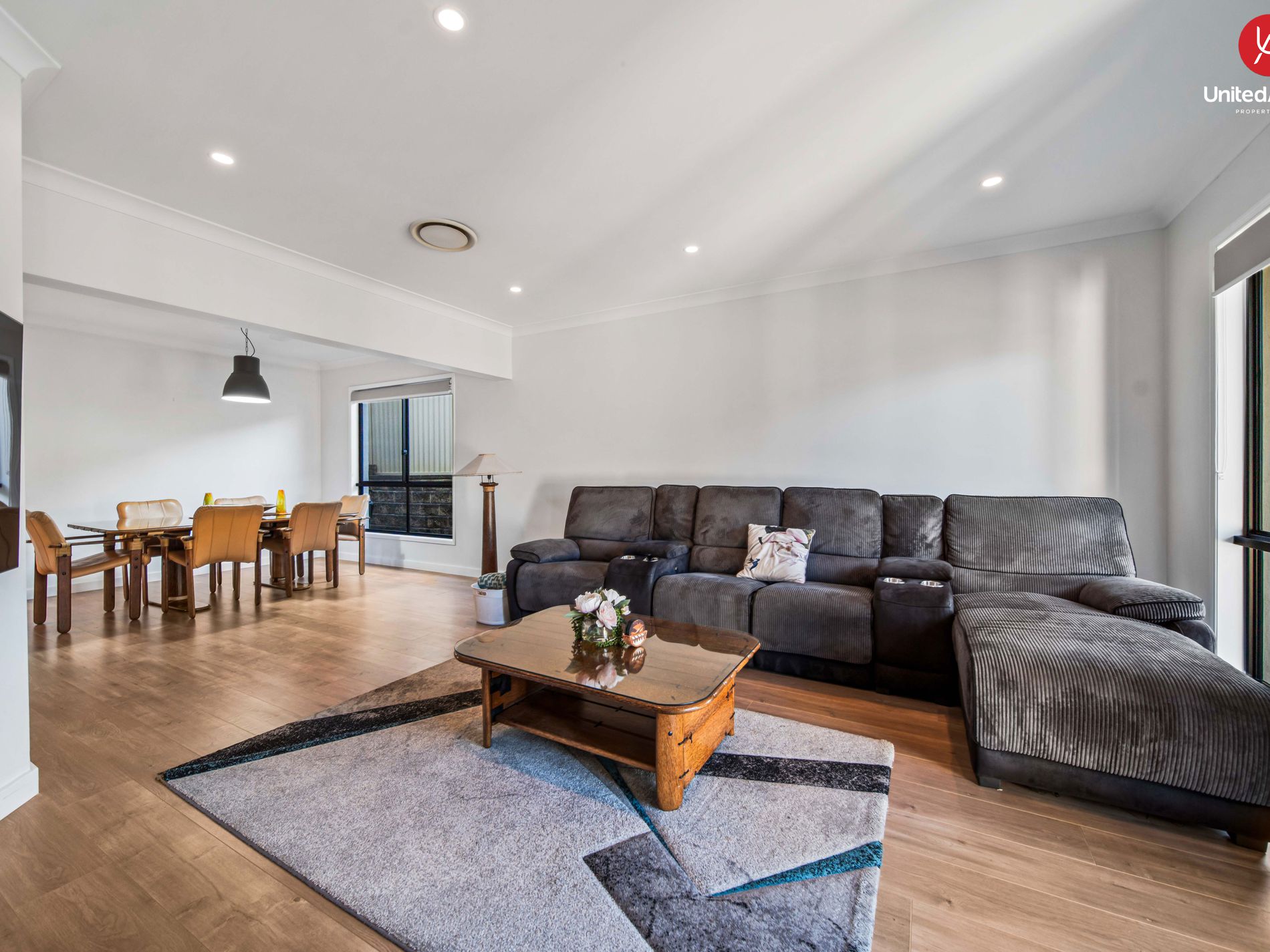 11 London Court, Cecil Hills
