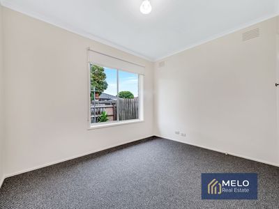 4 / 28 Minogue Crescent, Hoppers Crossing