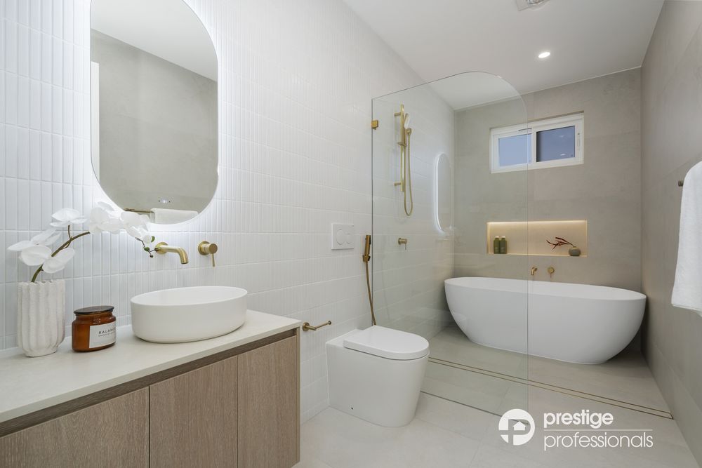 27A Metcalfe Avenue, Moorebank