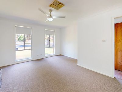 24 Springfield Way, Dubbo