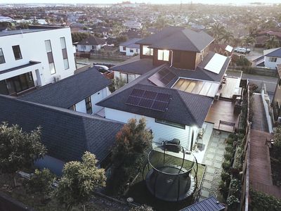East Tamaki Heights