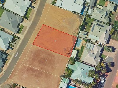 10 Pirring Way, Hannans