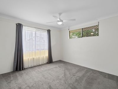 10 Clarinda Avenue, Springwood