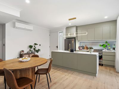 2 John Mckinna Circuit, Taperoo