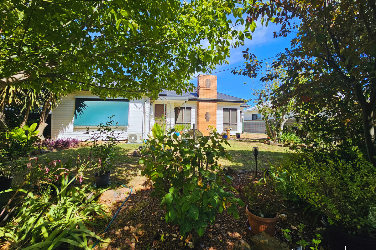 16 Savige Road, Stanhope