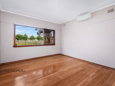 164 Military Road, Guildford