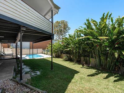 132 Seventeen Mile Rocks Road, Oxley