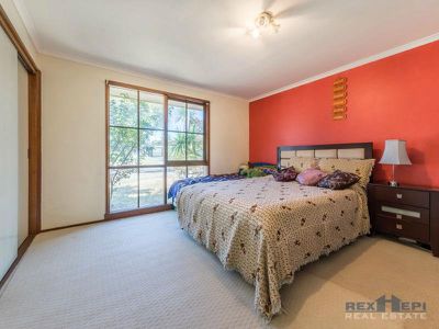 13 Edeys Run, Hampton Park
