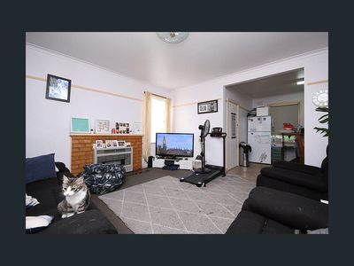 2 Langlands Street, Horsham