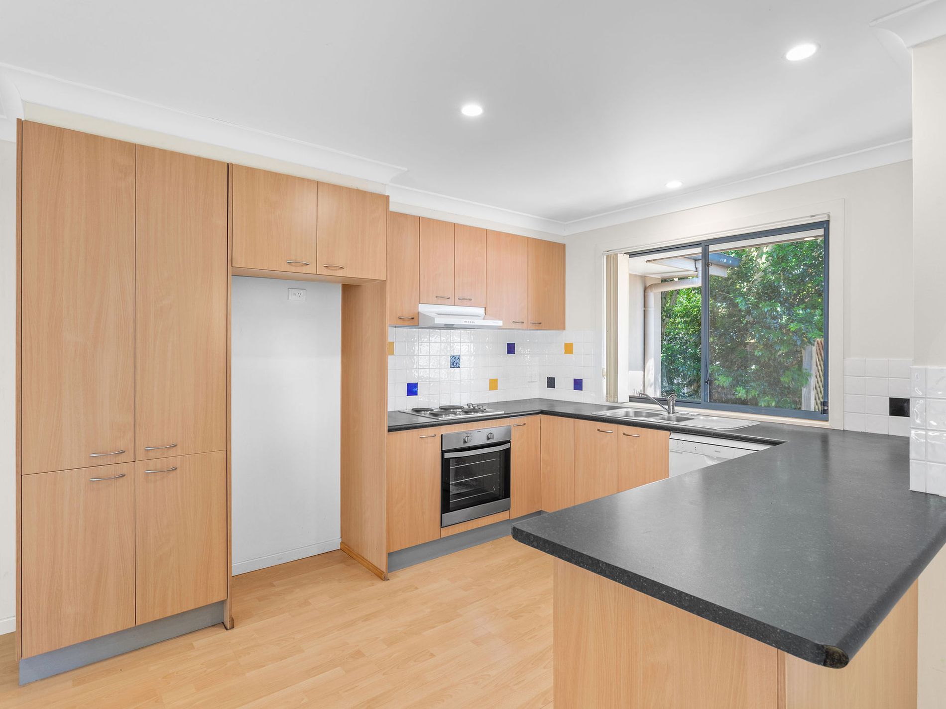 2 / 34 Surfview Avenue , Forster