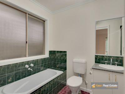 25 England Walk, Narre Warren South