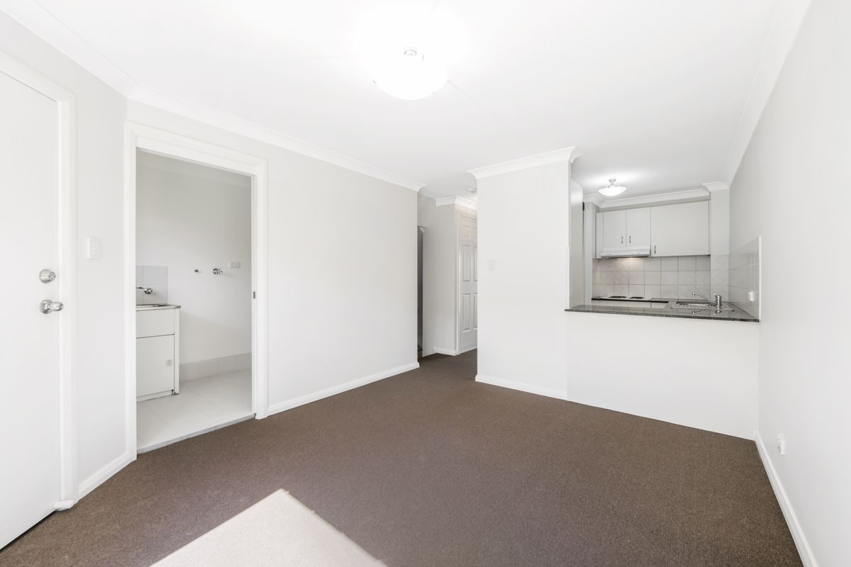 13 / 29 Central Coast Highway, West Gosford