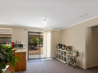 10 Shakespere Street, Heathcote