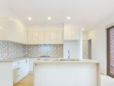 15 Moushall Avenue, Niddrie