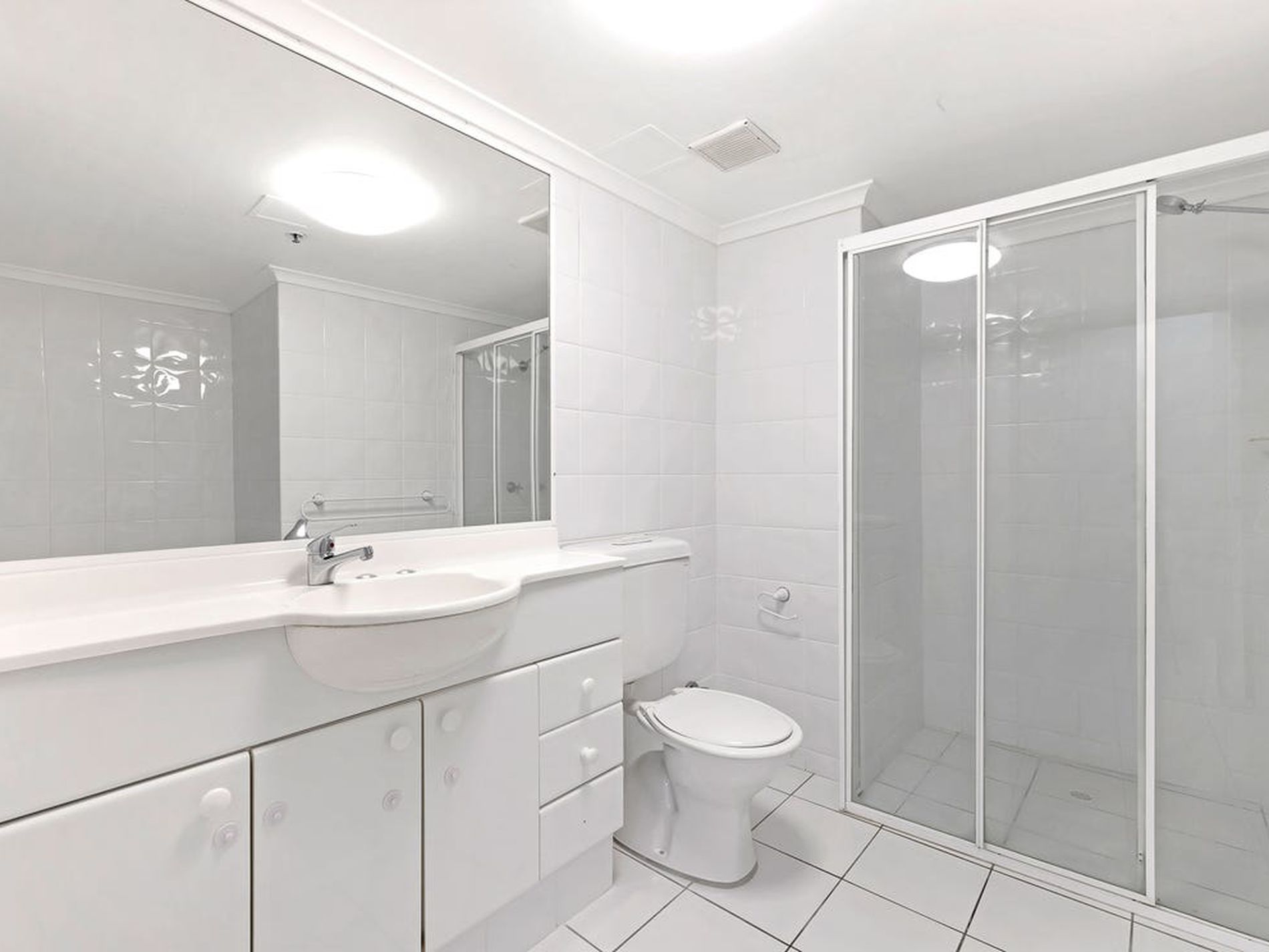9 / 29-39 Woodroffe Ave, Main Beach