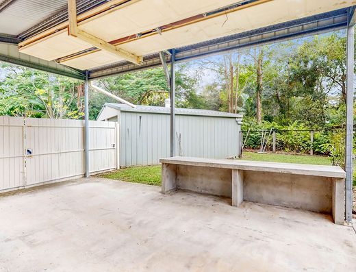 Private acreage for rent 5 minutes from Tewantin image 21