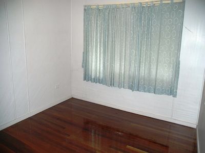 105 IBIS STREET, Longreach