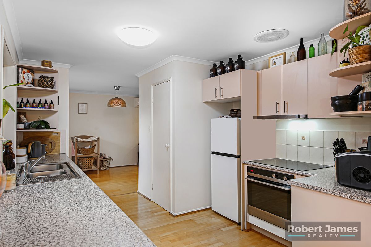 21 Waratah Close, Tewantin