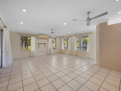 1 Serrata Court, Kirwan