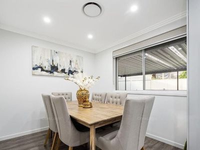 27 Derwent Place, Bossley Park