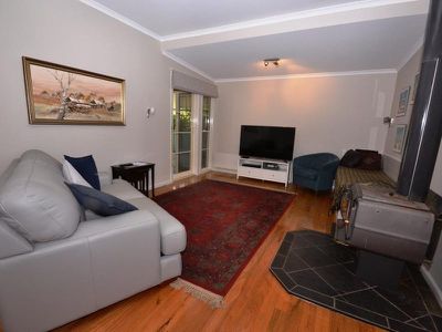 15 Roper Street , Mount Beauty