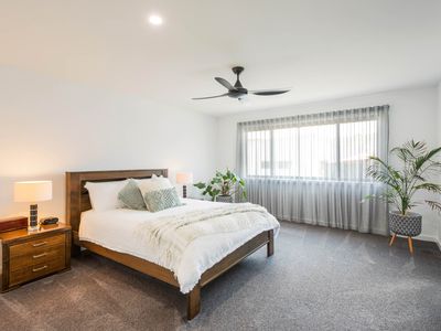 12A Elizabeth Parade, Tura Beach