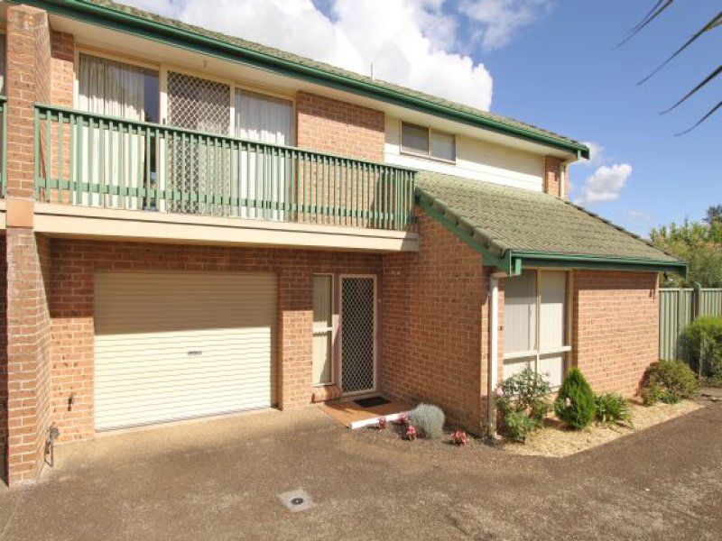 4 / 18 Elliotts Road, Fairy Meadow