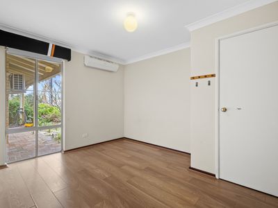 15 Kirwan Way, Winthrop