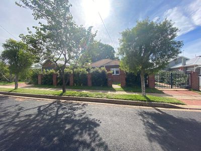 61 Sterling Street, Dubbo