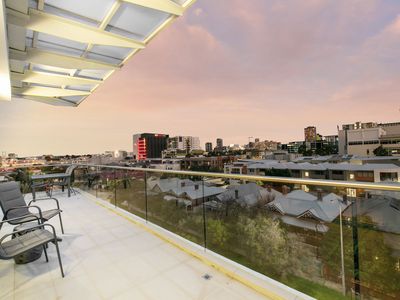 44 / 180 Stirling Street, Perth