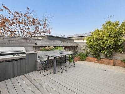 37 Robbs Road, West Footscray