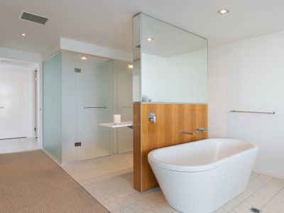 6302 / 2 Ephraim Island Parade, Paradise Point