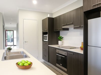 14 River Run Circuit, Ormeau Hills