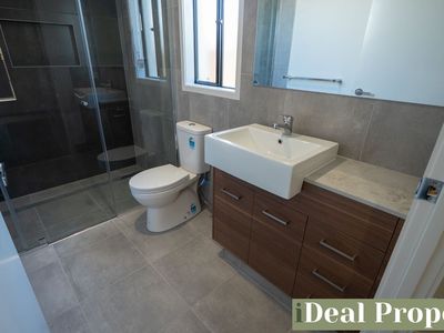 177 Greenview Ave, White Rock