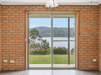 222 Cygnet Coast Road, Lymington