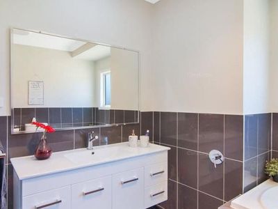 35 Fleet Avenue, Jordan Springs
