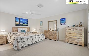 51 Tradewinds Avenue, Summerland Point