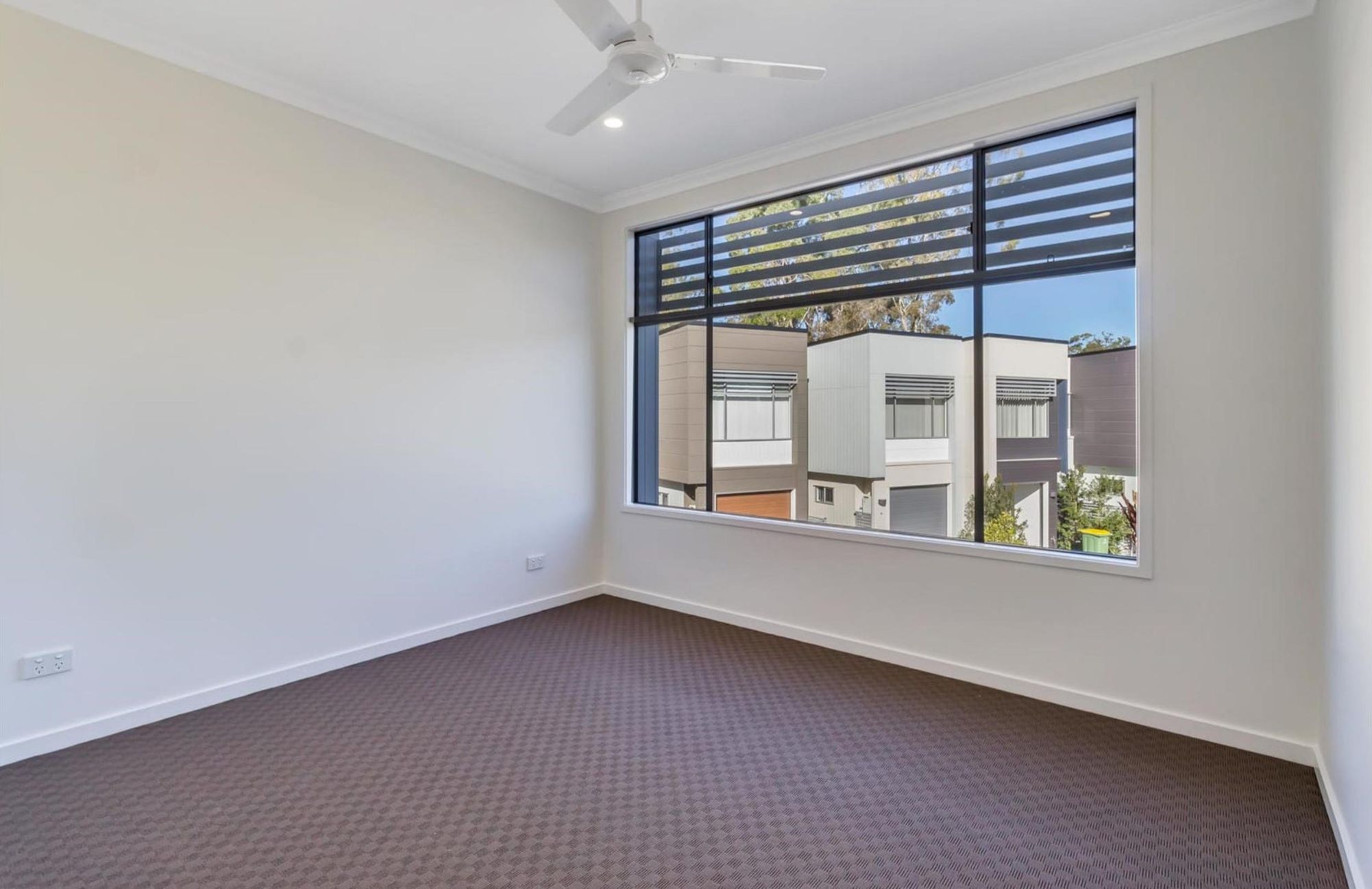30 / 460 Pine Ridge Road, Coombabah