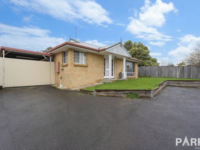 2 / 13 Bishops Drive, Newnham