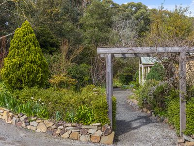 5 Montague Street, Macedon