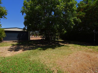 63 Falcon Street, Longreach