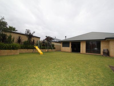 44 Longmore Parade, Broadwood